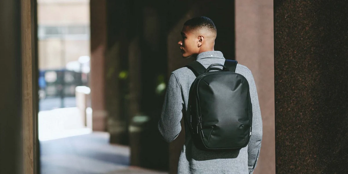 Sorties et bagagerie boutique -Sorties et bagagerie boutique 68 1