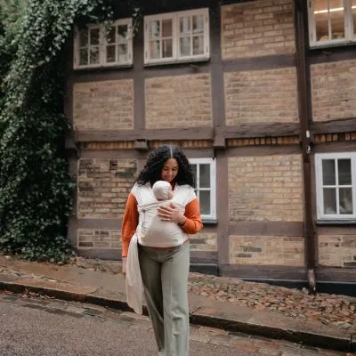 Mushie Echarpe De Portage Ivory 8 Mushie Echarpe De Portage Ivory – Image 6