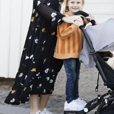 Lascal Planche à Roulettes Pour Poussette Buggy Board Mini Noir 4 Lascal Planche à Roulettes Pour Poussette Buggy Board Mini Noir – Image 2