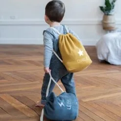 Les Griottes Sac à Dos à Ficelles Jaune Moutarde (personnalisable) -Sorties et bagagerie boutique sac a dos a ficelles jaune moutarde personnalisable 4