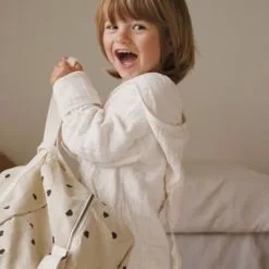 Rose In April Sac à Langer Raphaël Sand Sable 17 Rose In April Sac à Langer Raphaël Sand Sable -Sorties et bagagerie boutique sac a langer raphael sand sable 4