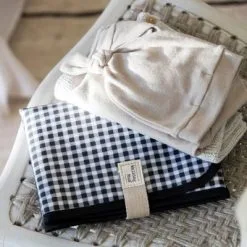 Walking Mum Tapis à Langer I Love Vichy Noir -Sorties et bagagerie boutique tapis a langer i love vichy noir 5