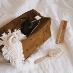 Rose In April Trousse De Toilette Vic Cœur Cumin -Sorties et bagagerie boutique trousse de toilette vic coeur cumin 2